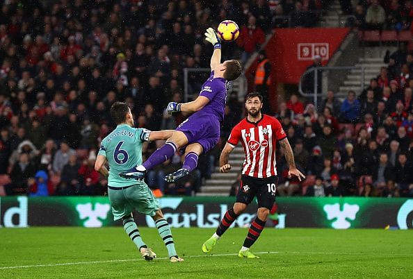 Leno hasn't painted a solid picture between the posts